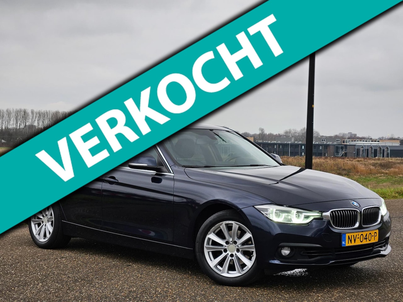 BMW 3-serie - 318i Executive Automaat|Navi|Leder|Xenon|Nap|Boekjes - AutoWereld.nl