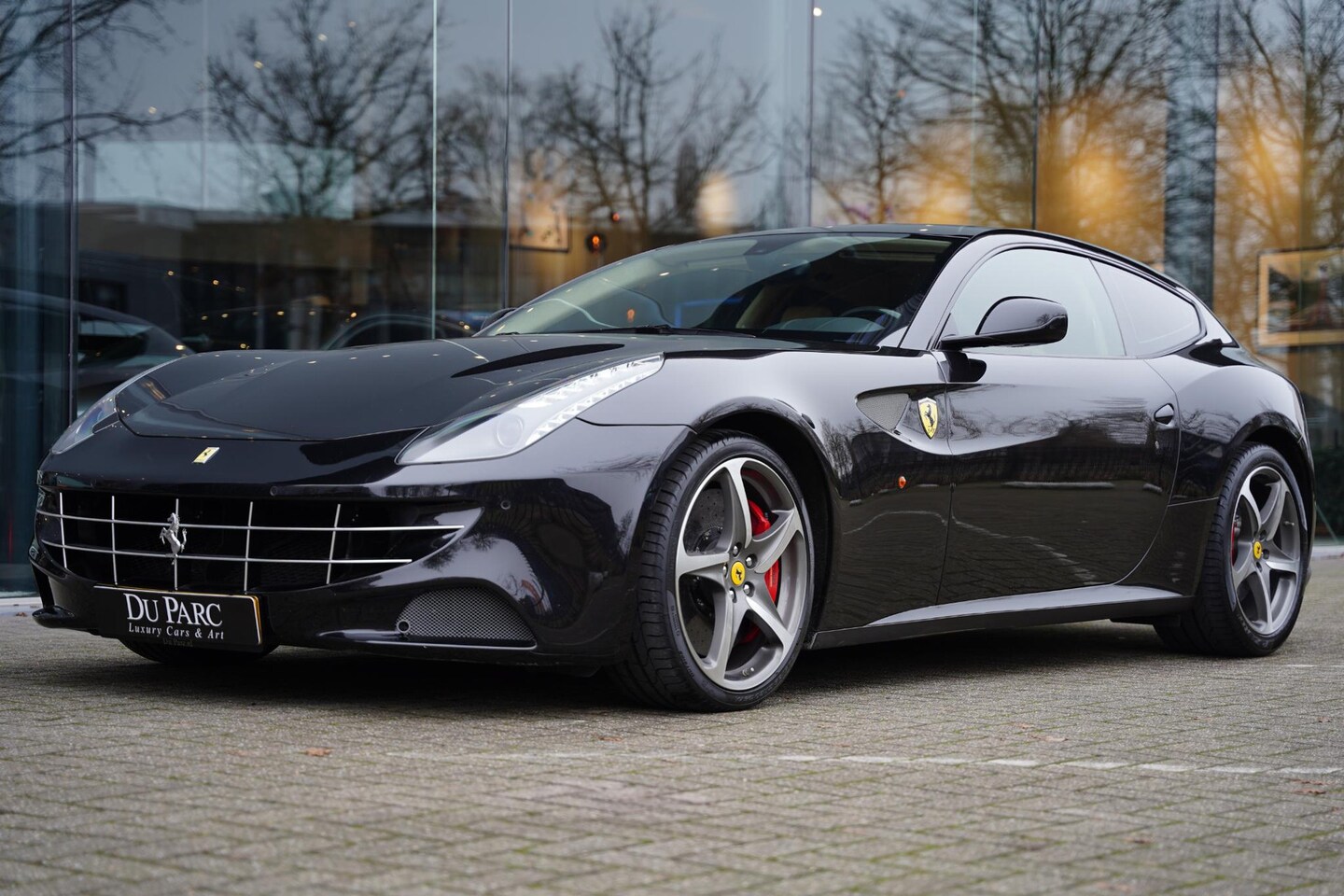 Ferrari FF - 6.3 V12 Lifting Carbon - AutoWereld.nl