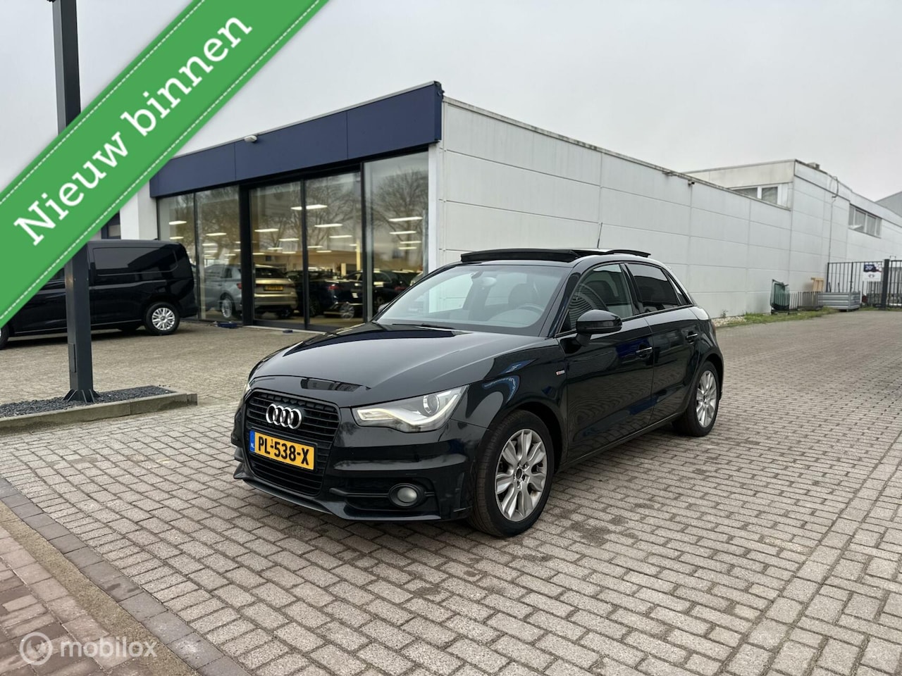 Audi A1 Sportback - 2.0 TDI 139Pk 2x S-Line Clima Panoramadak - AutoWereld.nl