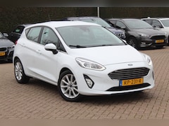 Ford Fiesta - 1.0 EcoBoost Titanium / Trekhaak / Navigatie / DAB / 16'' / Bluetooth / Cruise Control