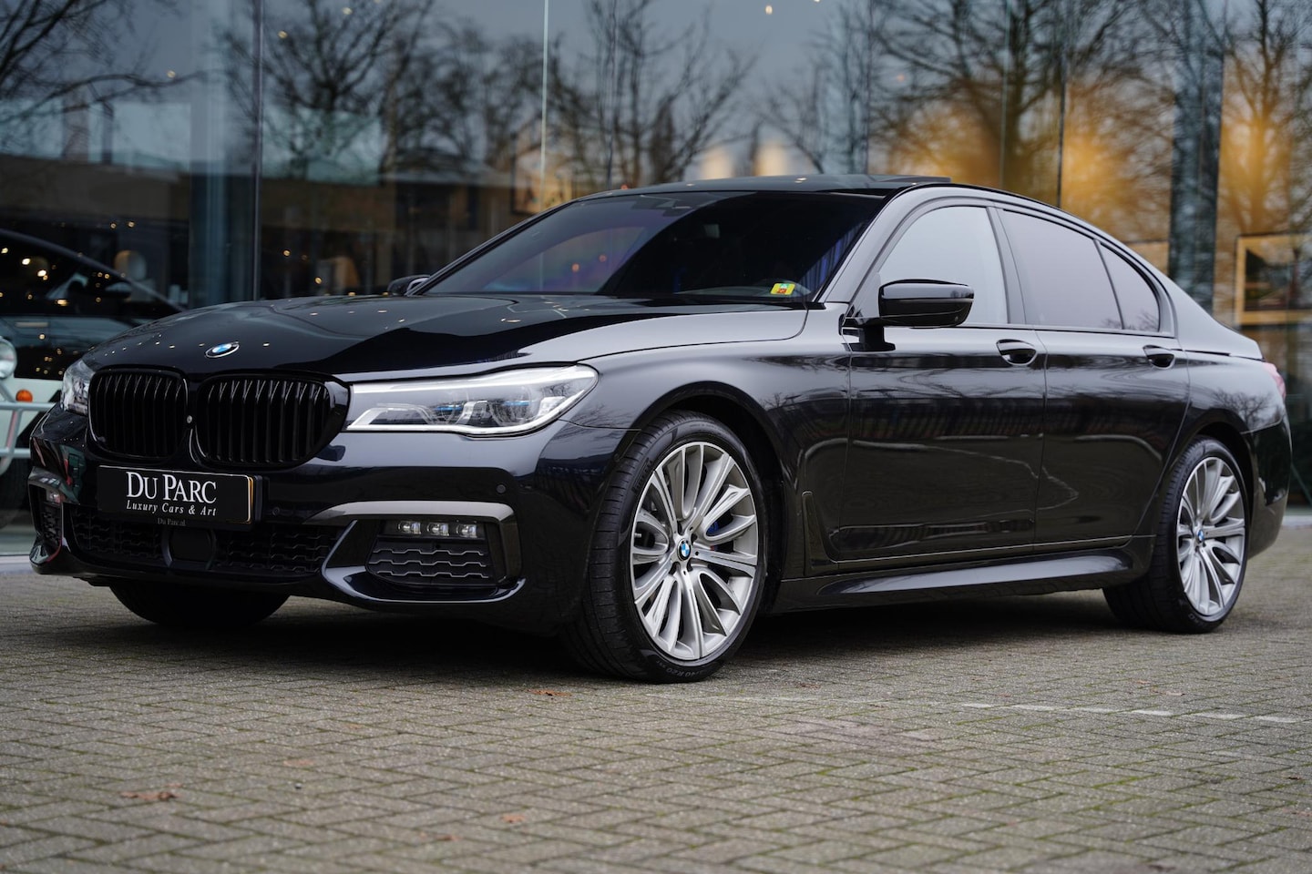 BMW 7-serie - 740i High Executive B&W M-Pakket - AutoWereld.nl