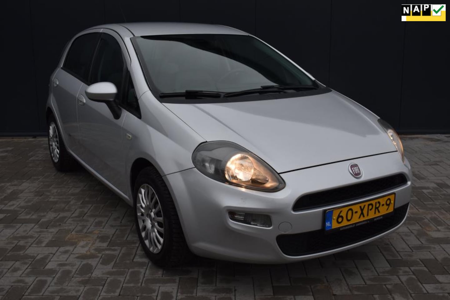 Fiat Punto Evo - 1.3 M-Jet Easy |ZUINIG|CLIMATE|AIRCO|ELEC RAMEN| - AutoWereld.nl