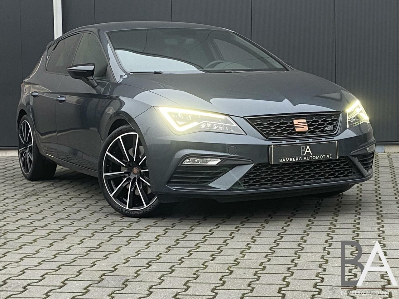 Seat Leon - 2.0 TSI CUPRA|virtual|kuipstoel|camera|carplay - AutoWereld.nl