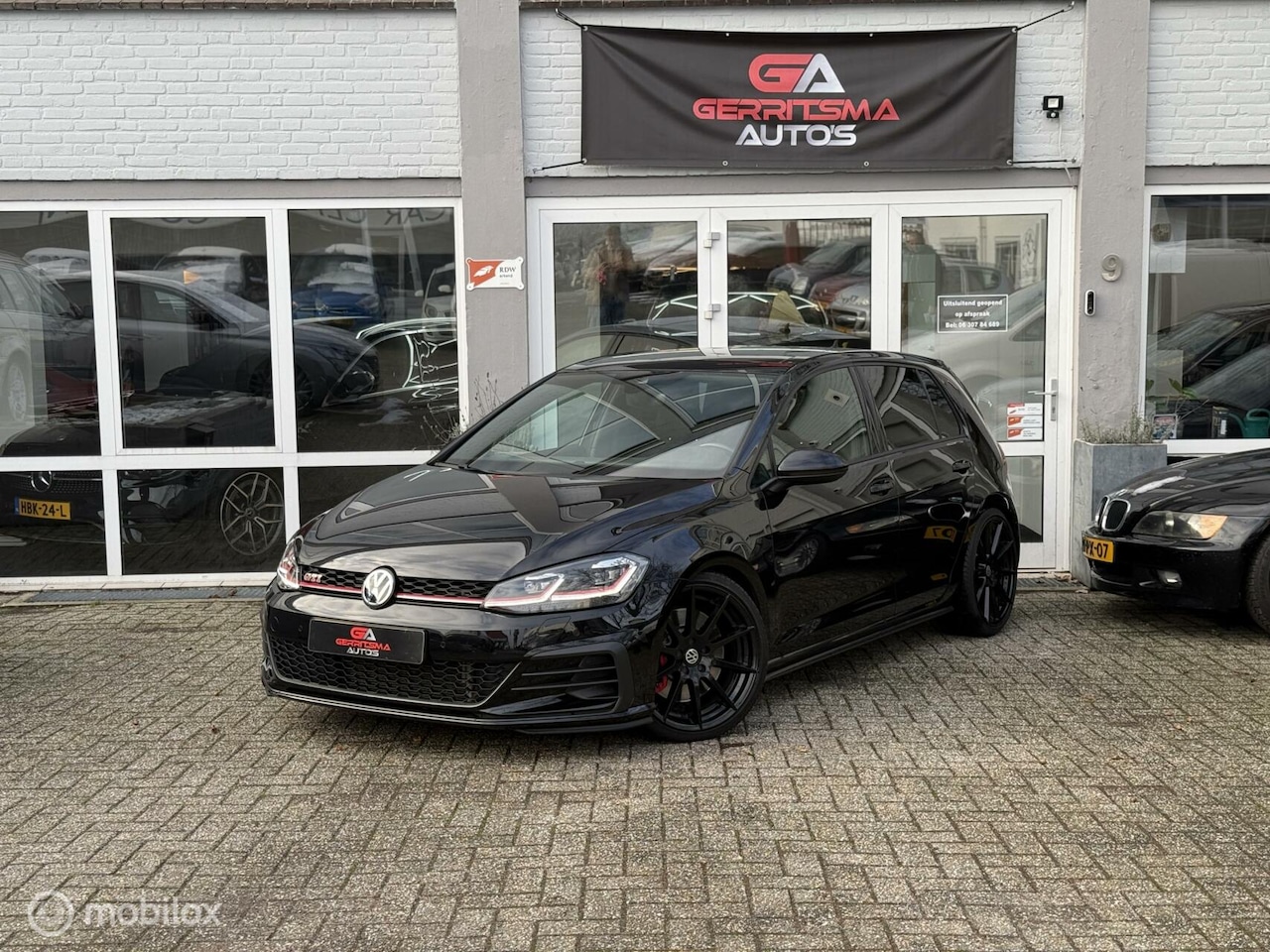 Volkswagen Golf - 2.0 TSI GTI Performance Business 2.0 TSI GTI Performance Business - AutoWereld.nl