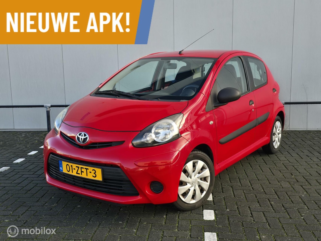 Toyota Aygo - 1.0 VVT-i Comfort dealeronderhouden! NWE APK! - AutoWereld.nl