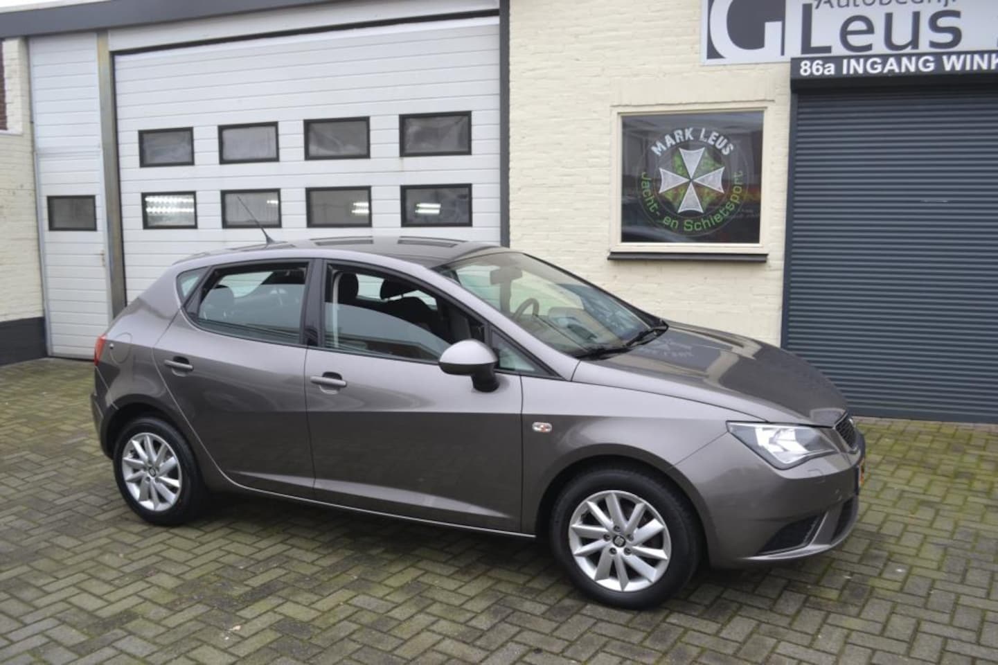 Seat Ibiza - 1.2 TSI FR 5 drs Zeer Sportieve Auto - AutoWereld.nl