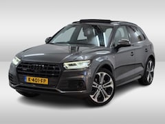 Audi Q5 - 50 TFSI e quattro S edition / Trekhaak / Panoramadak / 360Camera / 21'' / Luchtvering / RS