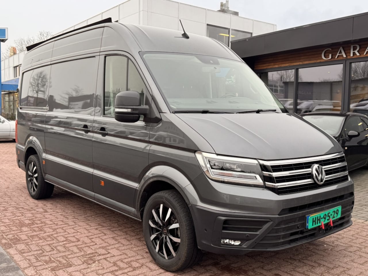 Volkswagen Crafter - 30 2.0 TDI L3H3 Highline 177PK DSG nieuwstaat - AutoWereld.nl