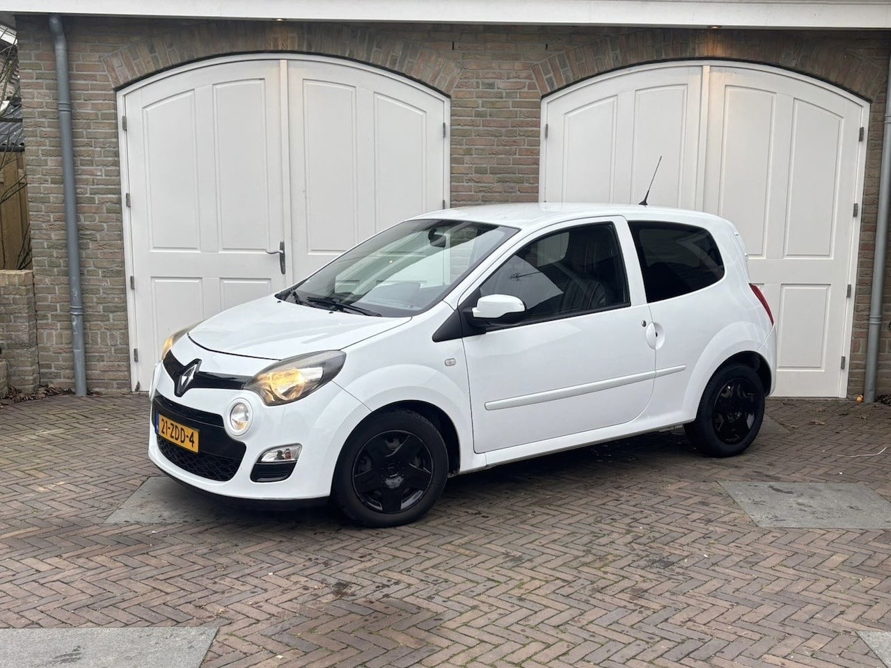 Renault Twingo - 1.2 16V Collection NAP met Cruise Control - AutoWereld.nl