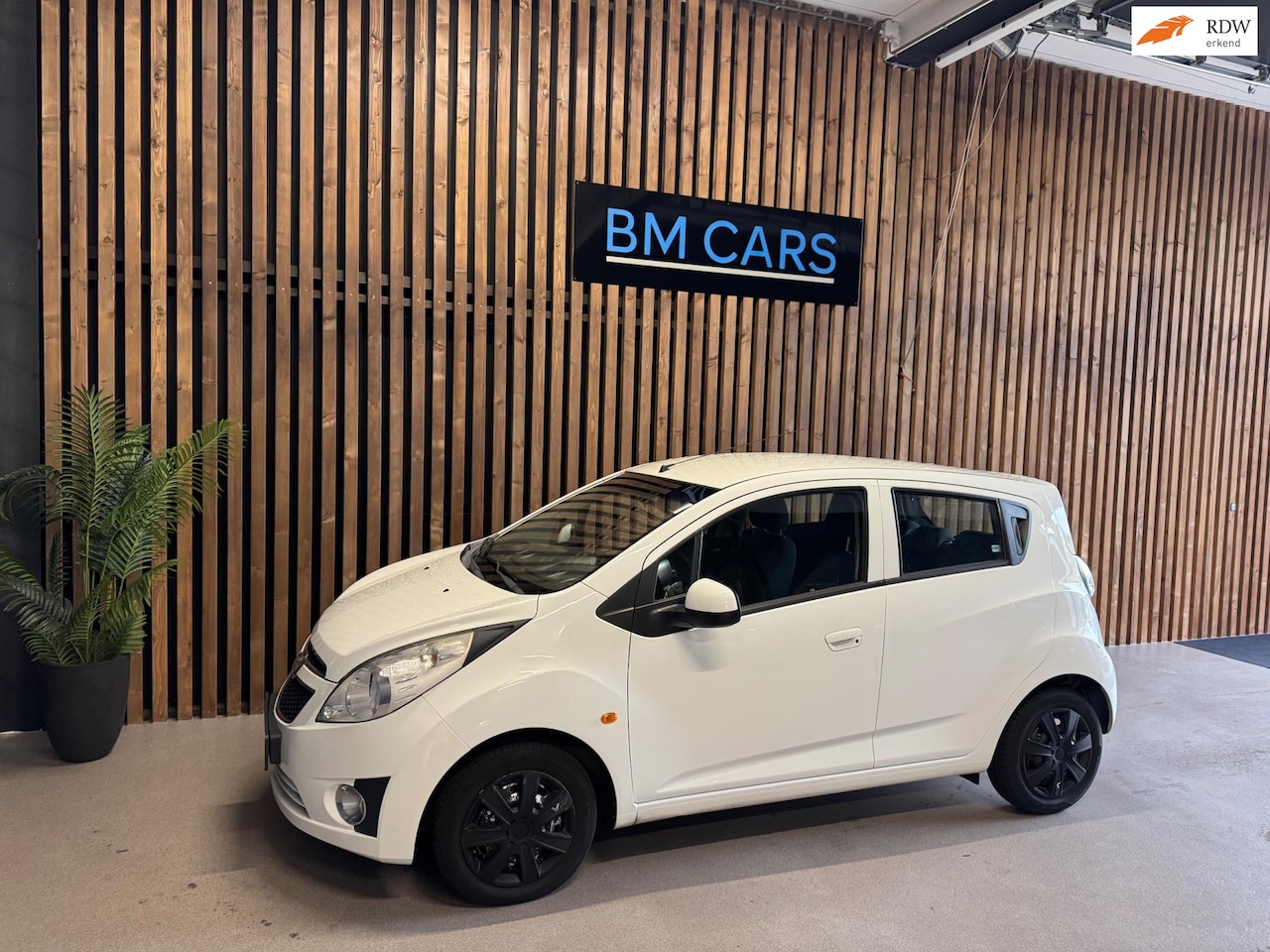 Chevrolet Spark - 1.0 16V LT Airco,Nieuwe APK,Weinig KM - AutoWereld.nl