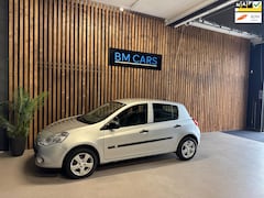 Renault Clio - 1.2 Special Line Airco, 2e eigenaar, Navigatie