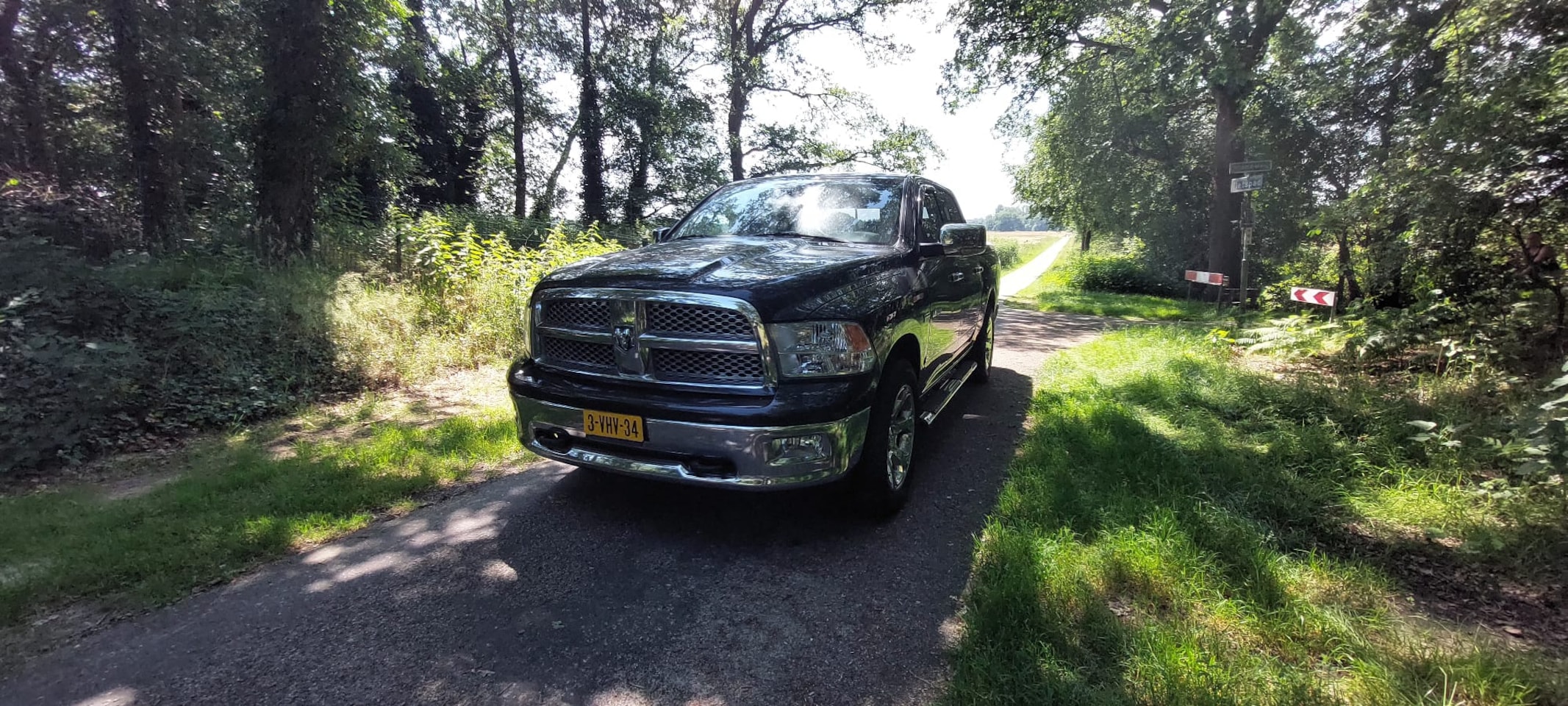 Dodge Ram 1500 - 5.7 V8 4x4 Crew Cab 5'7 Laramie - AutoWereld.nl