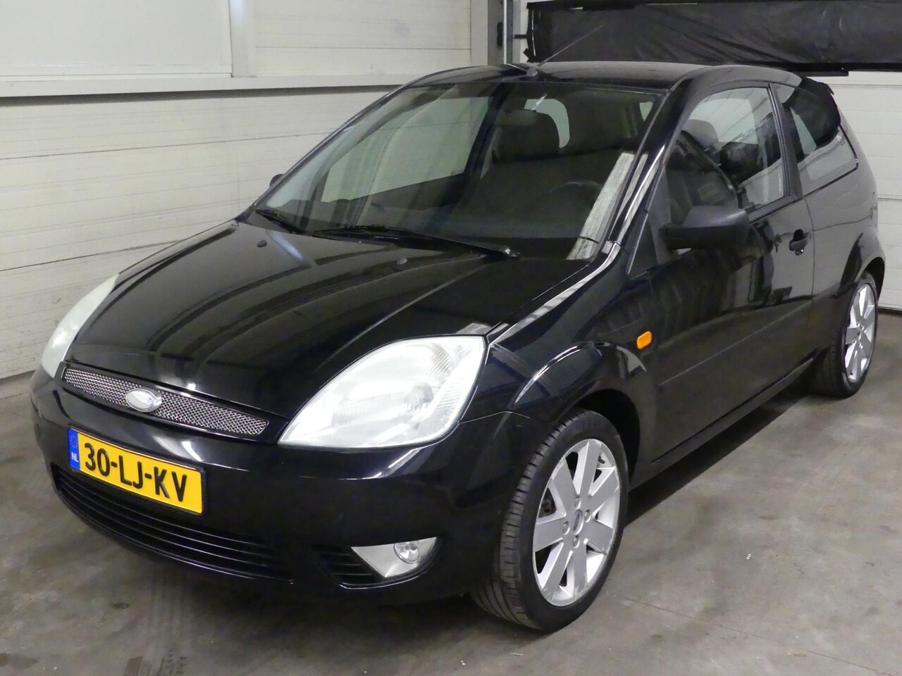 Ford Fiesta - 1.6-16V First Edit - Airco - Trekhaak - APK 2026 - AutoWereld.nl