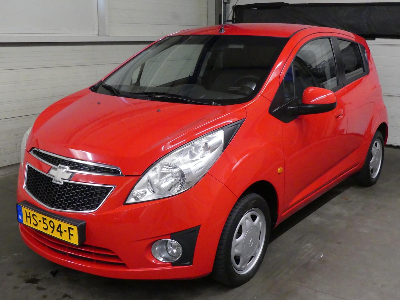 Chevrolet Spark - 1.0 16V - Airco - APK Okt 2025 - 5 deurs - AutoWereld.nl