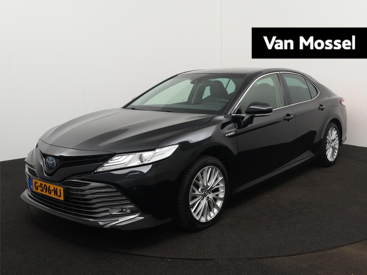 Toyota Camry - 2.5 Hybrid Executive | Achteruitrijcamera | Parkeersensoren | Stoelverwarming | Leder | - AutoWereld.nl