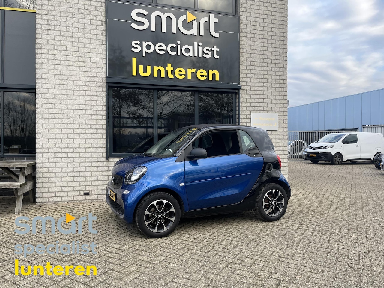 Smart Fortwo - 1.0 Base smart fortwo 1.0 Pure - AutoWereld.nl