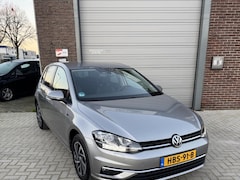 Volkswagen Golf - 1.0 TSI Highline Stoelverwarming, cruise, navi, stuurbediening