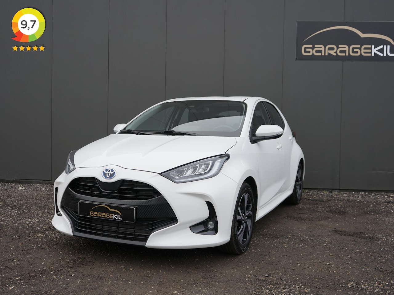 Toyota Yaris - 1.5 Hybrid Team D 1ste eig. / Dealeronderh. / Led / DAB / Adaptive cruise / Smartphone int - AutoWereld.nl