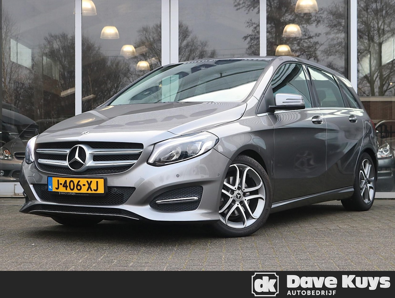 Mercedes-Benz B-klasse - 200 Prestige | Trekhaak | Stoelverwarming - AutoWereld.nl