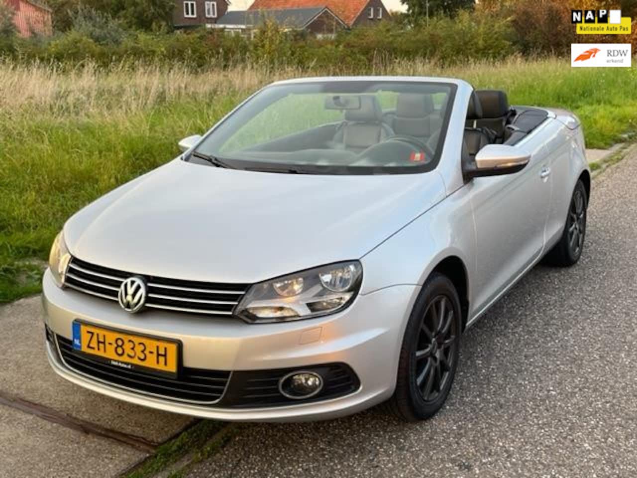 Volkswagen Eos - 1.4 TSI Highline ECC Audio/CD Navigatie El. pakket LMV 16" Cruisecontrol Leder Sportstoele - AutoWereld.nl