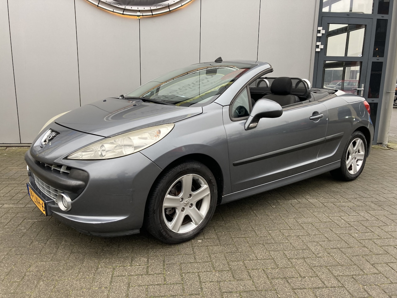 Peugeot 207 CC - 1.6 Windscherm | Lage km stand! | Elektrische kap - AutoWereld.nl