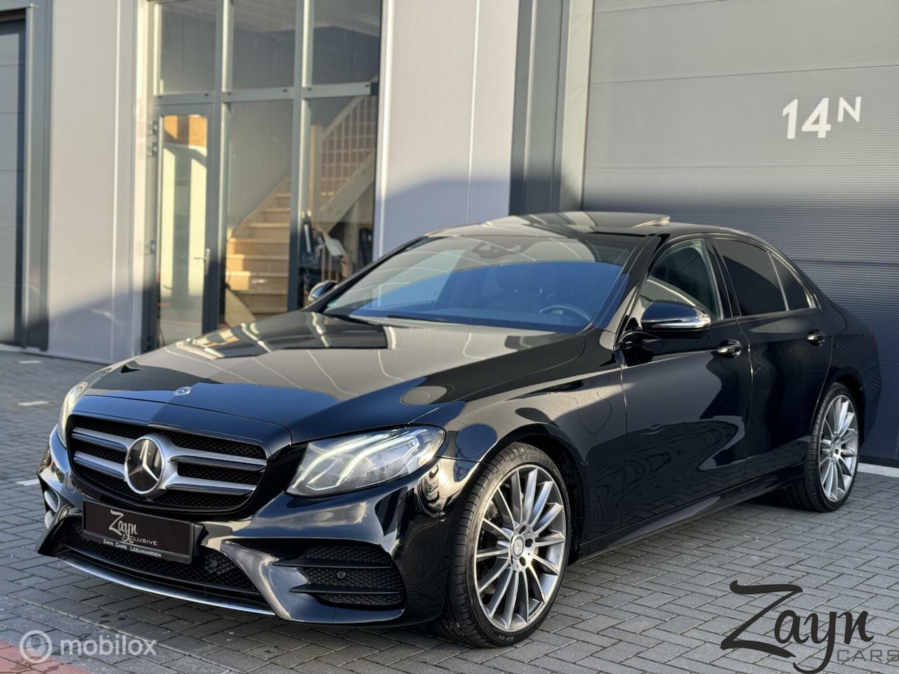 Mercedes-Benz E-klasse - 220D Premium Plus | AMG | 20'' | Dak | LED - AutoWereld.nl