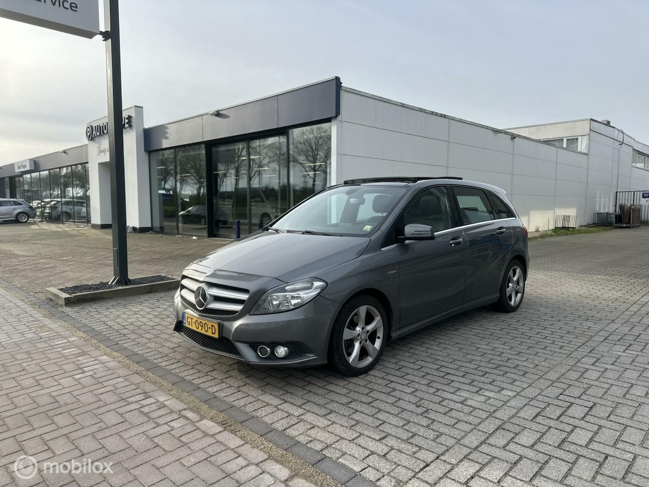 Mercedes-Benz B-klasse - 180 CDI Ambition Panorama Clima Leer - AutoWereld.nl