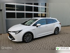 Toyota Corolla Touring Sports - 1.8 Hybrid Business Plus Trekhaak Parkeersensoren