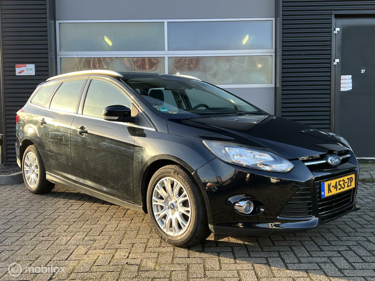 Ford Focus Wagon - 1.0 EcoBoost Titanium 1.0 EcoBoost Titanium - AutoWereld.nl