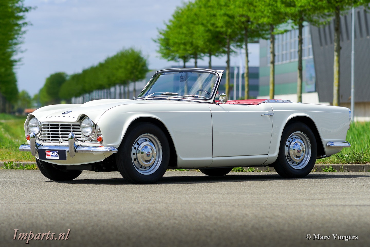 Triumph TR4 - Roadster - AutoWereld.nl