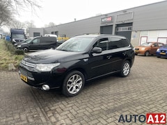 Mitsubishi Outlander - 2.0 PHEV Instyle+