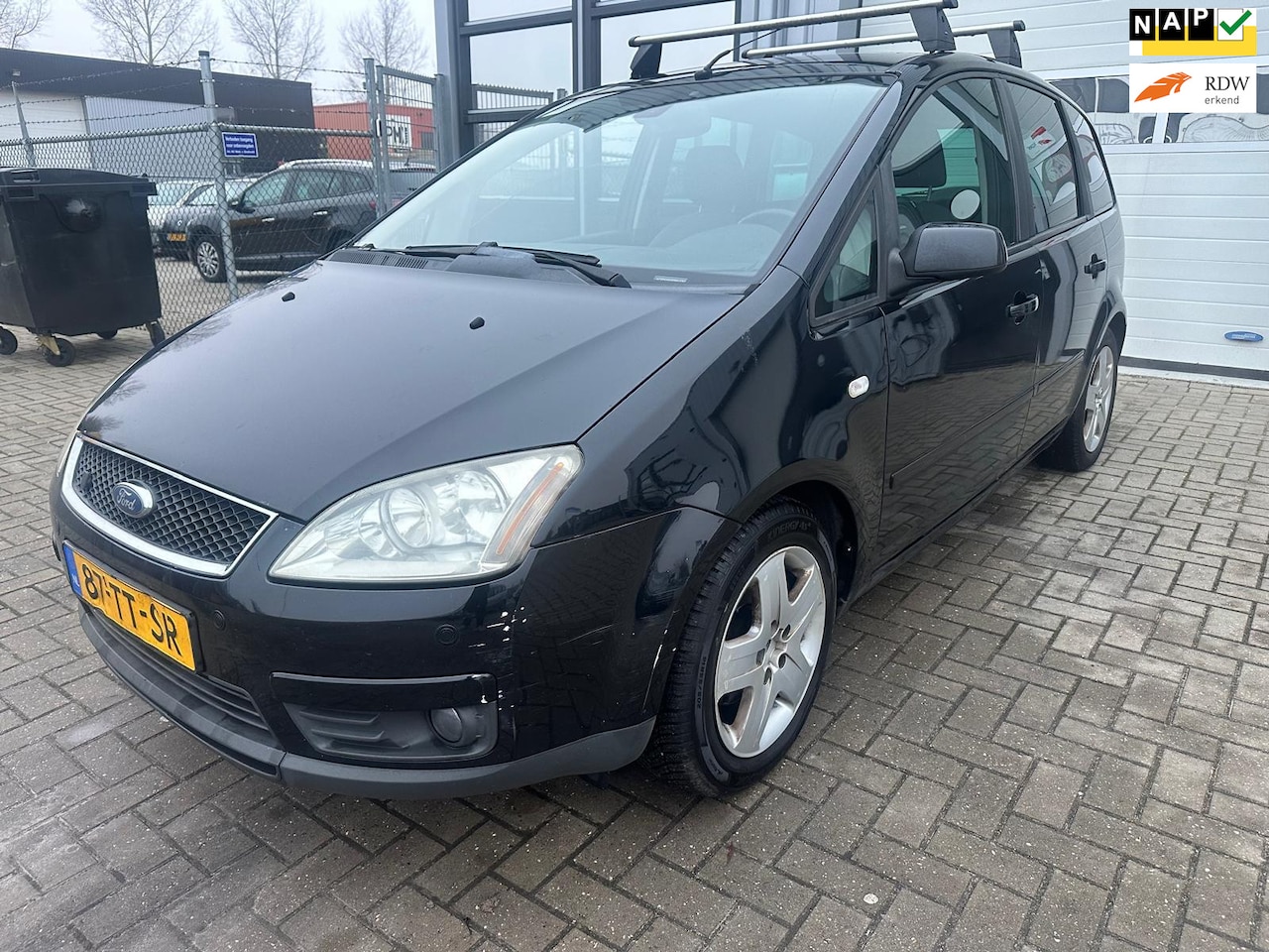 Ford Focus C-Max - 1.8-16V Futura 1.8-16V Futura,2e Eigenaar,Airco,Trekhaak - AutoWereld.nl