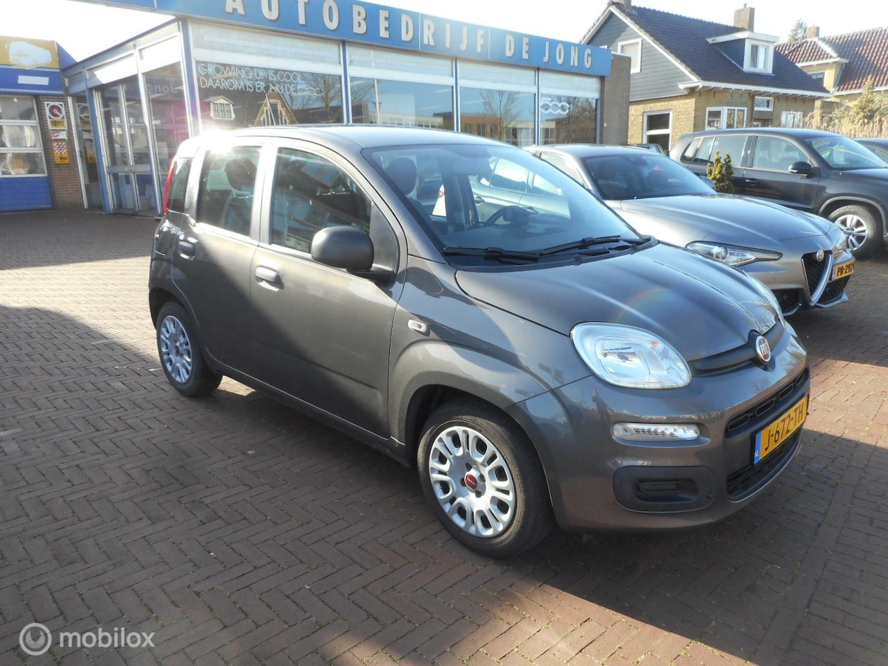 Fiat Panda - 1.0 Hybrid Easy PDC+METALLIC+1E EIGENAAR - AutoWereld.nl