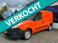 Opel Combo - 1.3 CDTi L1H1 Selection / AIRCO / TREKHAAK / NAVIGATIE