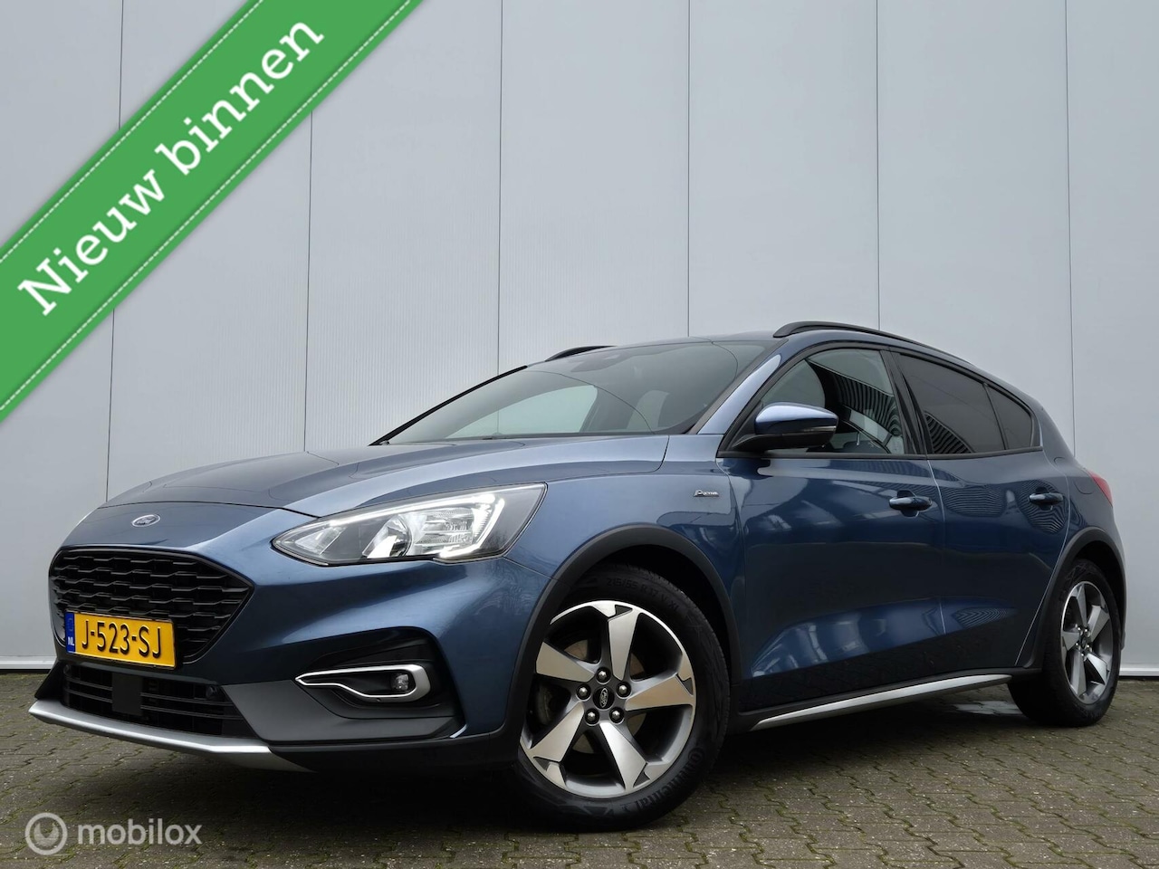 Ford Focus - 1.0 ECOBOOST HYBRID ACTIVE X BUSINESS/LED/KEYLESS/CAMERA/STOEL-STUURVERWARMING/CARPLAY - AutoWereld.nl