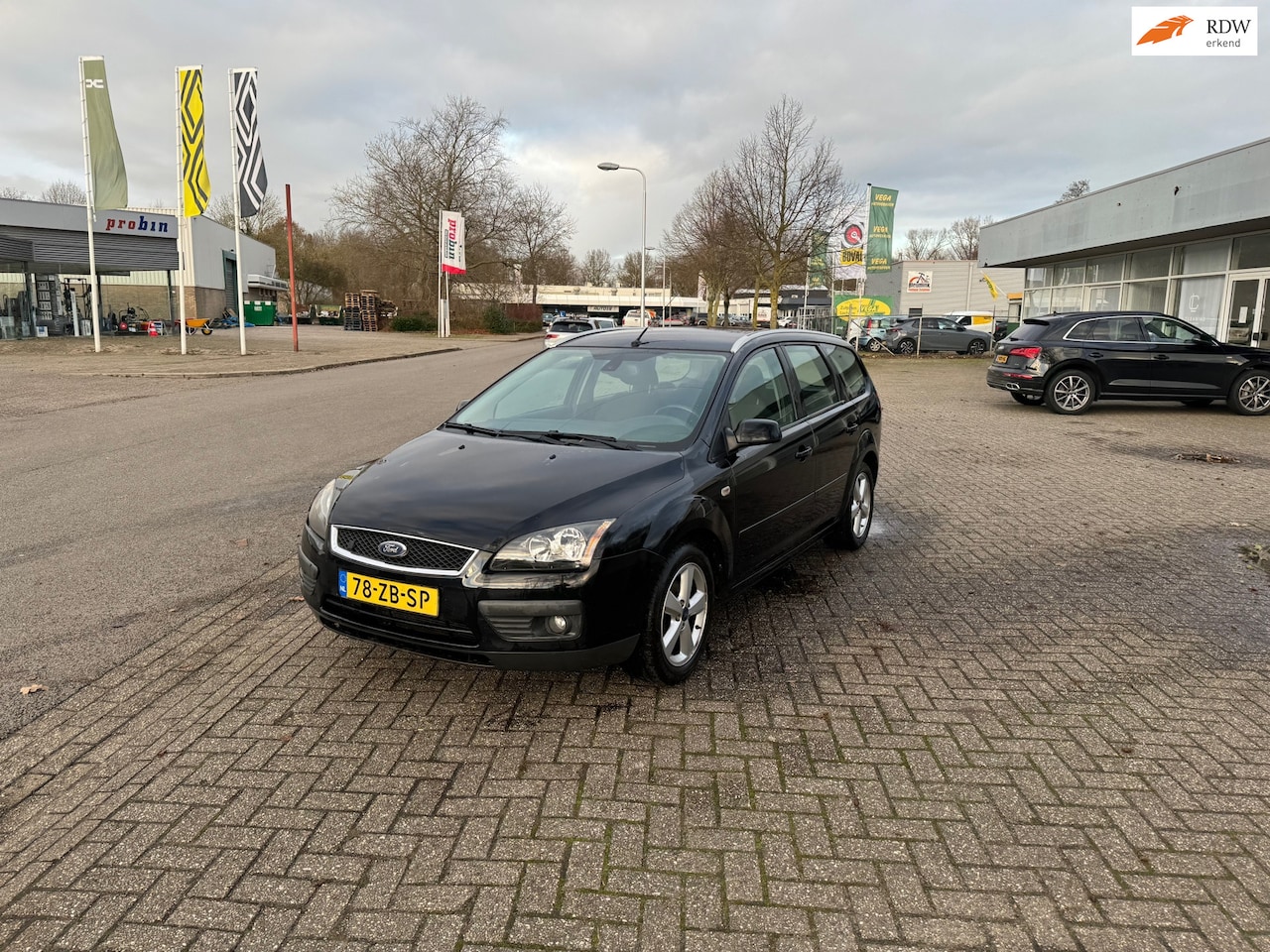 Ford Focus Wagon - 1.8-16V Ambiente FlexiFuel 1.8-16V Ambiente Flexifuel - AutoWereld.nl