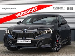 BMW i5 - xDrive40 M-Sport Pro - Pano - Trekhaak - Stoelventilatie - Bowers & Wilkins