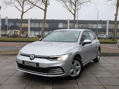 Volkswagen Golf - 1.0 eTSI Life Adaptive Cruise | Stoel&Stuurverwarming | Carplay | Navi | Fabrieksgarantie