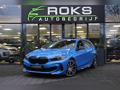 BMW 1-serie - M135i xDrive M-PerformancePack Leder/Headup/Keyless/Sfeerverlichting/HarmanKardon/Panorama