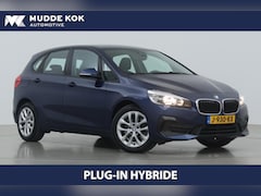 BMW 2-serie Active Tourer - 225xe iPerformance Executive | Navigatie | PDC V+A | 17 Inch | Elektrische Achterklep