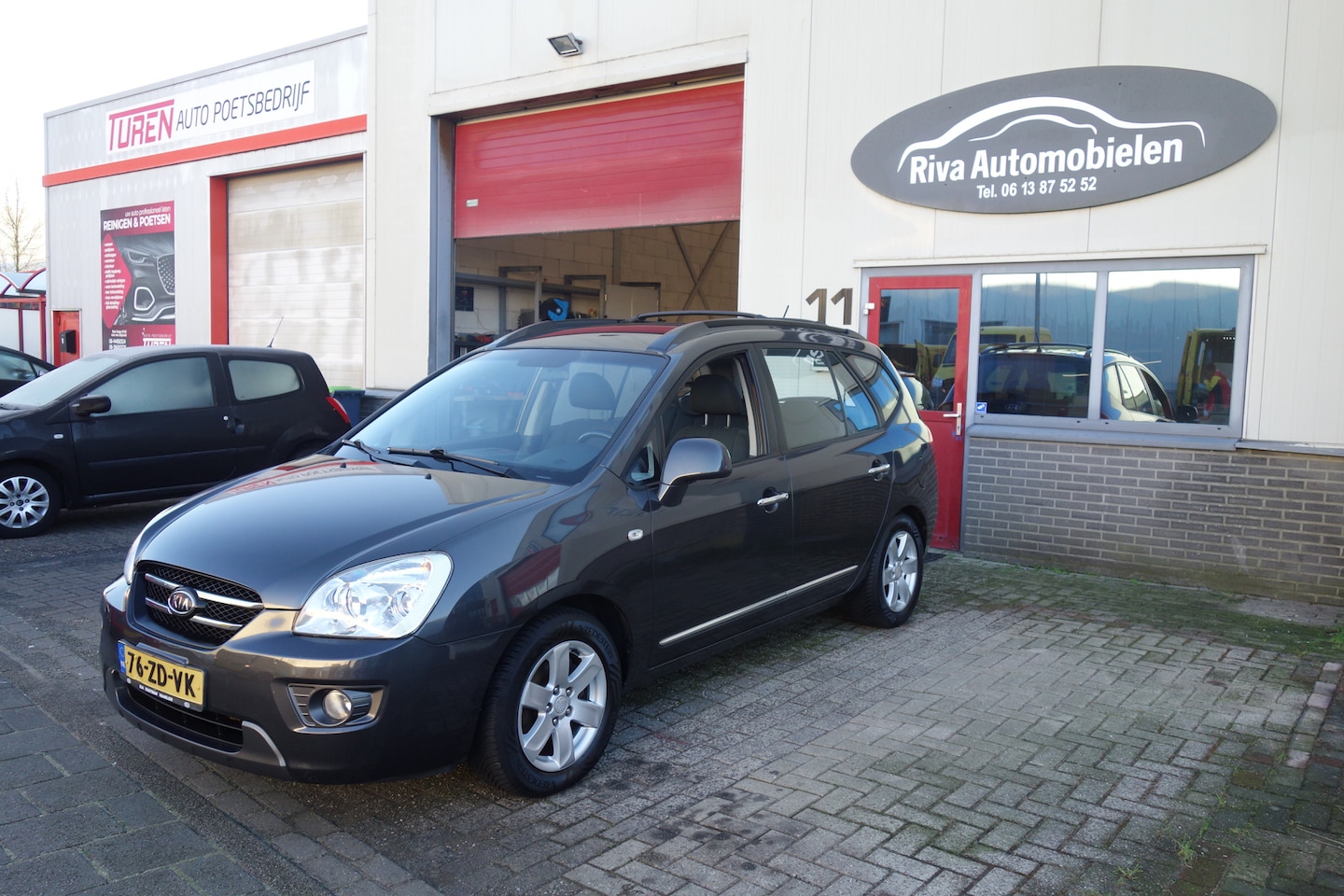 Kia Carens - 2.0 CVVT X-ecutive 2.0 CVVT X-ecutive - AutoWereld.nl