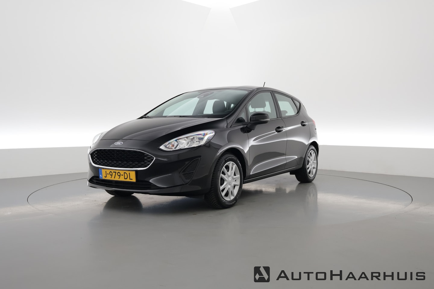 Ford Fiesta - 1.5 TDCi Connected | Navi by App | DAB | Airco | Trekhaak - AutoWereld.nl