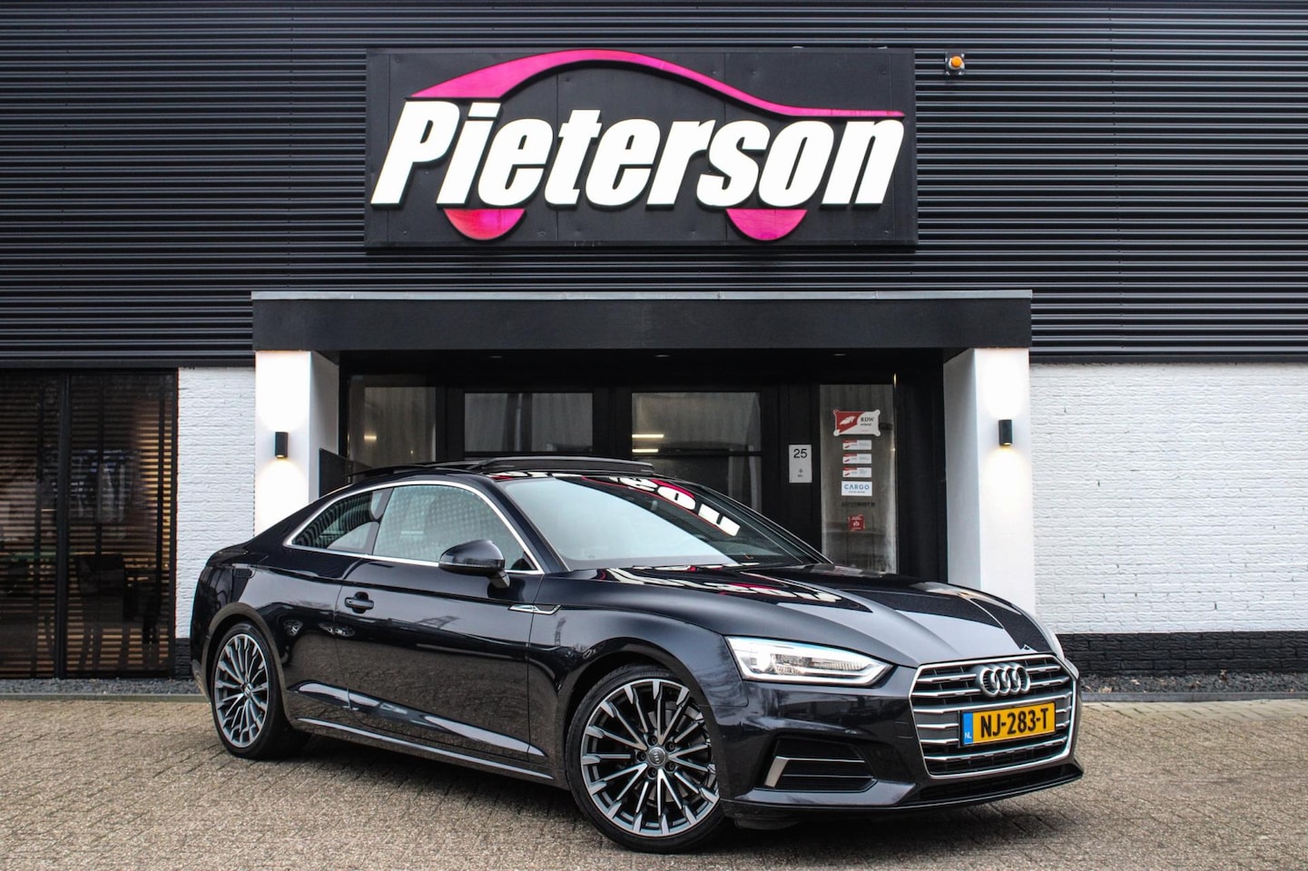 Audi A5 Coupé - 2.0 TFSI NAP PANO XENON 3-ZONE CLIMA KEYLESS - AutoWereld.nl