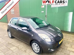 Toyota Yaris - 1.3 VVTi Sol MMT | AUTOMAAT | APK | AIRCO | NAP | TREKHAAK