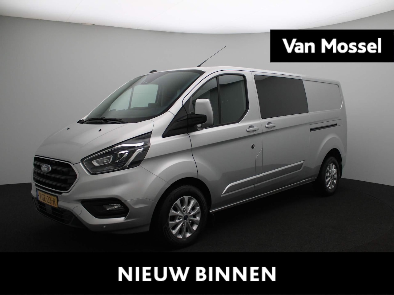 Ford Transit Custom - 300 2.0 TDCI L2H1 Limited DC 300 2.0 TDCI L2H1 Limited DC - AutoWereld.nl