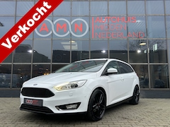 Ford Focus - 1.0 Titanium Edition Cruisectr, Climatectr, Navi, Trekhaak PDCv/a, Stuur/Stoelverwarming