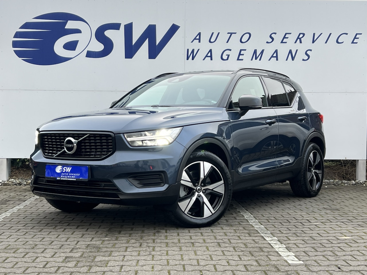 Volvo XC40 - 1.5 T4 Recharge R-Design | Navi | CarPlay | DAB+ | LED | Camera | 19 inch - AutoWereld.nl