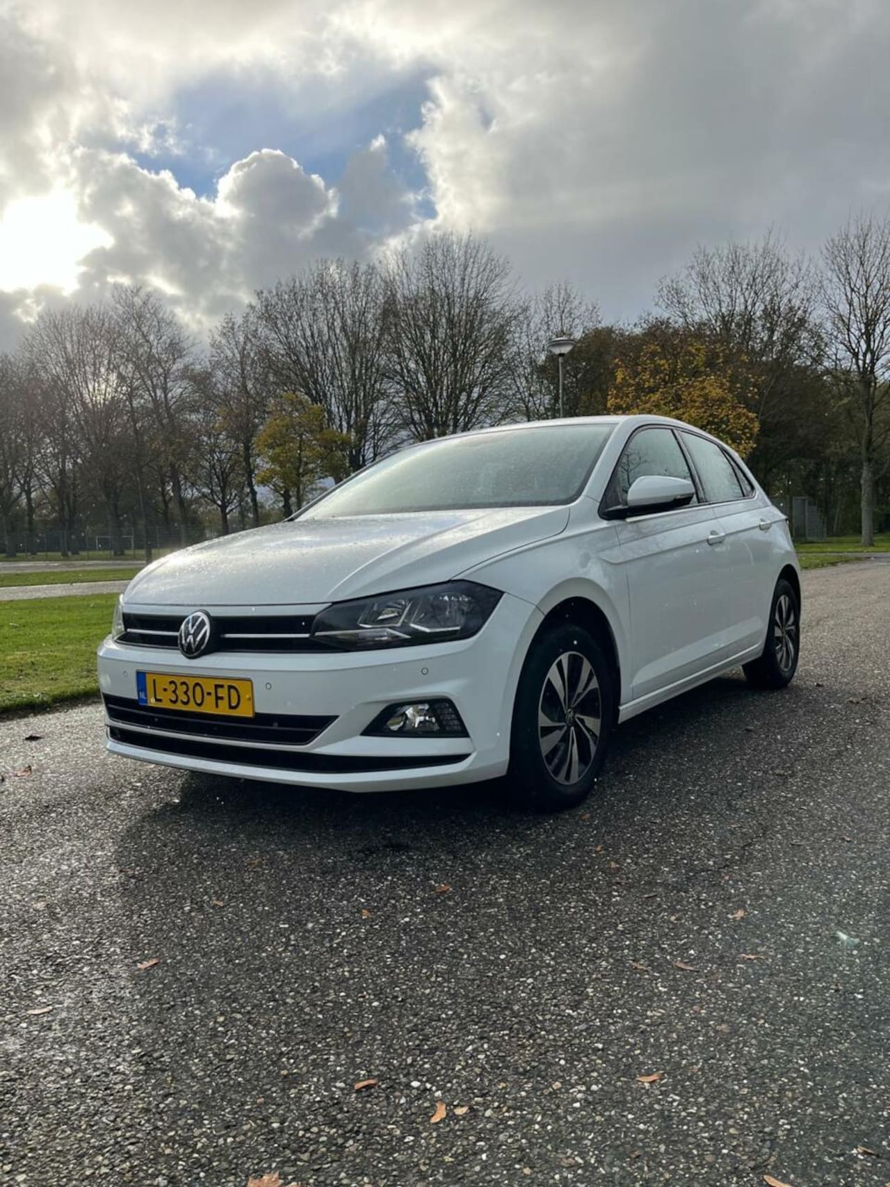 Volkswagen Polo - 1.0 TSI 95PK Carplay/oplaad LM velgen - AutoWereld.nl