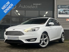 Ford Focus - 1.0 EcoBoost Titanium Clima Navi Camera