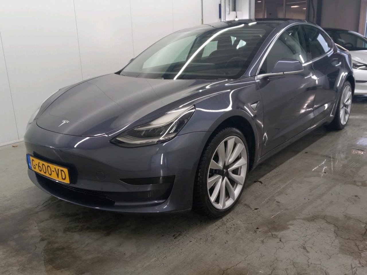 Tesla Model 3 - Standard RWD Plus [ AUTOPILOT+19'' LMV+60 kWh+PREMIUM AUDIO ] - AutoWereld.nl